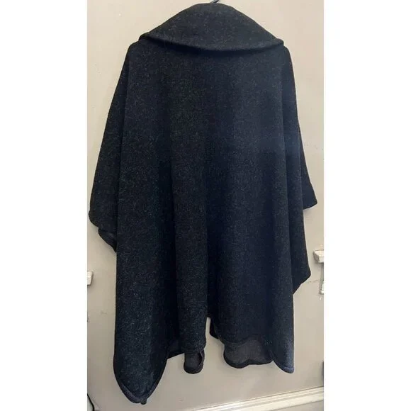 Free People Women’s One Size Black Grey Sleeveless Shoulder Cardigan Cape Boho - Picture 4 of 8